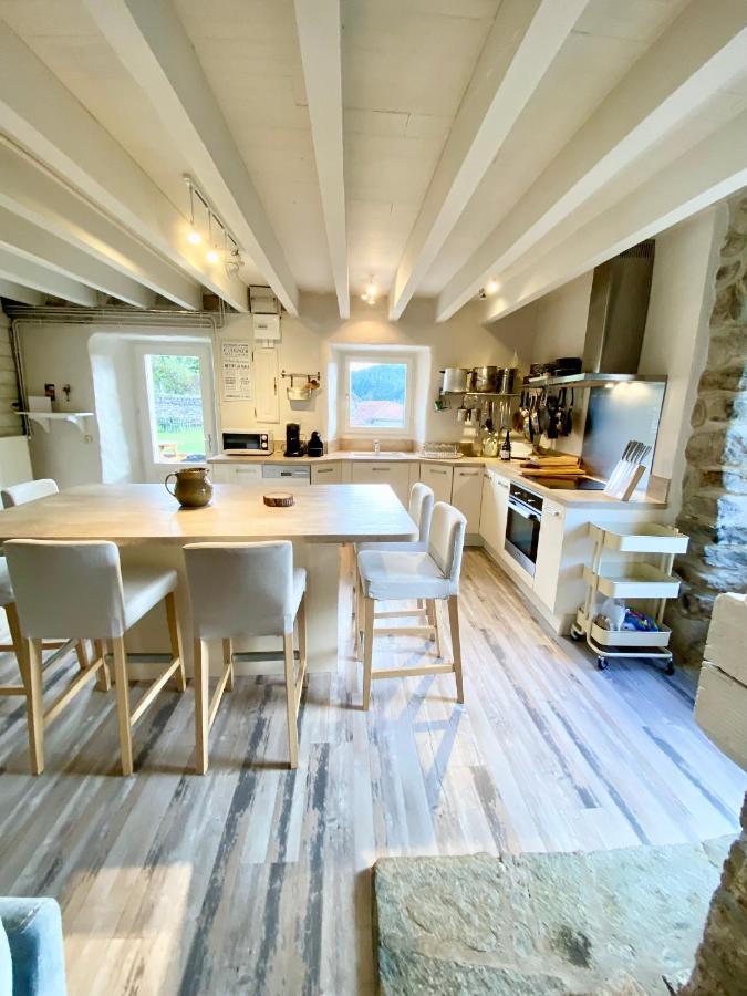 Gite De Groupe 160M2, 15P, Salle De Reception, Jardin, Terrasse Mazan-l'Abbaye المظهر الخارجي الصورة